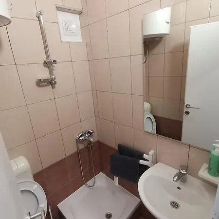 Apartman شقة *